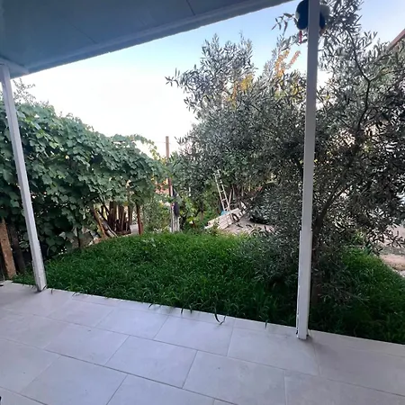 Quiet Shkoze,tirana Apartment